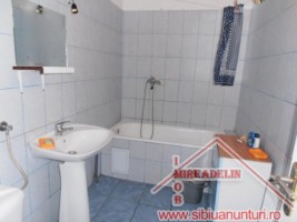 inchiriez-casa-2-camere-zona-trei-stejari-3