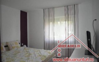 inchiriez-apartament-3-camere-lux-strand-4