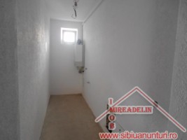 vand-casa-5-camere-zona-garii-6