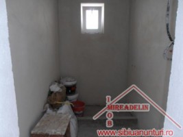 vand-casa-5-camere-zona-garii-7