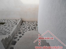 vand-casa-5-camere-zona-garii-10