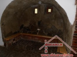 inchiriez-spatiu-comercial-131-mp-str-9-mai-4