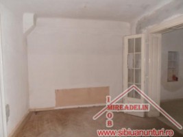 inchiriez-spatiu-birouri-90-mp-str-9-mai-1