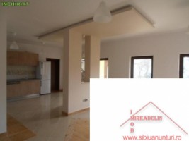 inchiriez-vila-5-camere-pe-zona-trei-stejari