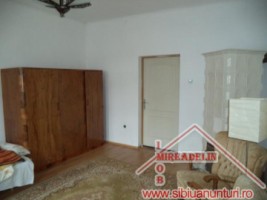 vand-vila-5-camere-in-zona-strazii-lunga-3