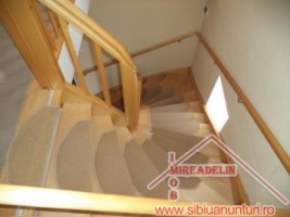 vand-vila-5-camere-in-zona-strazii-lunga-5