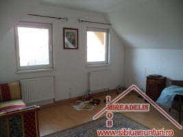vand-vila-5-camere-in-zona-strazii-lunga-7