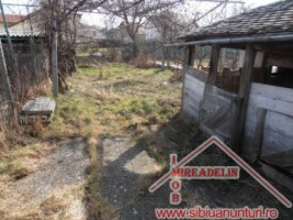 vand-casa-3-camere-in-zona-strazii-lunga-6