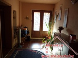 inchiriez-apartament-2-cameremodern-zona-garii-4