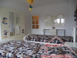 inchiriez-apartament-2-camere-elegant-strand-2