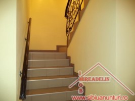 inchiriez-apartament-2-camere-elegant-strand-11