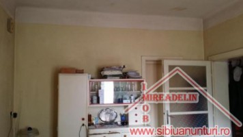 vand-casa-pretabil-sediu-firma-4