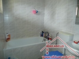 vand-mansarda-4-camere-zona-mihai-viteazu-3