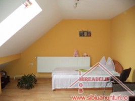 vand-mansarda-4-camere-zona-mihai-viteazu-6