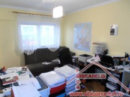 vand-garsoniera-zona-hipodrom-iv