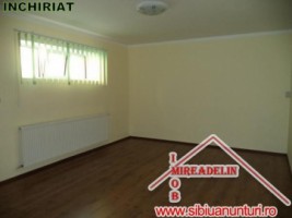 inchiriez-apartament-3-camere-valea-aurie