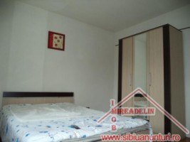 inchiriez-apartament-3-camere-central-1