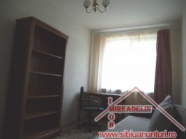 inchiriez-apartament-3-camere-central-2