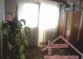 inchiriez-apartament-2-camere-vasile-aaron-1