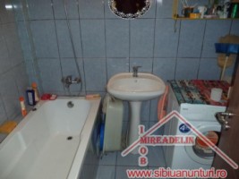 vand-garsoniera-zona-turnisor-3