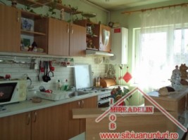 vand-mansarda-3-camere-zona-hipodrom-ii-1