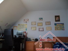 vand-mansarda-3-camere-zona-hipodrom-ii-4