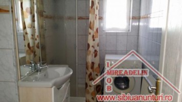 inchiriez-apartament-2-camere-74-mp-str-semaforului-4