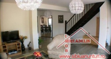 vand-apartament-5-camere-lux-strand-ii