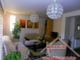 vand-apartament-5-camere-lux-strand-ii-1