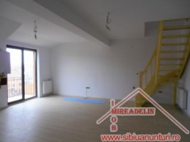 inchiriez-apartament-3-camere-calea-cisnadiei-1
