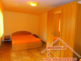 inchiriez-apartament-2-camere-la-casa-central-3
