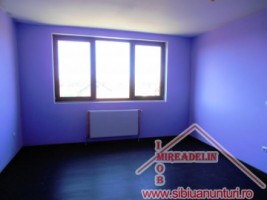 vand-apartament-3-camere-selimbar-1