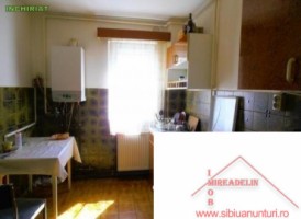 inchiriez-apartament-3-camerevasile-aaron