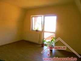 inchiriez-apartament-3-camere-strand-1