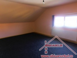 inchiriez-apartament-3-camere-strand-2