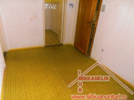 inchiriez-apartament-3-camere-valea-aurie-5
