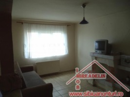 inchiriez-apartament-3-camere-vasile-aaron-1