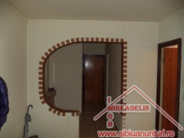 inchiriez-apartament-3-camere-vasile-aaron-3