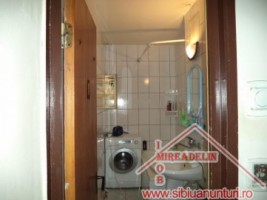 inchiriez-apartament-3-camere-vasile-aaron-4