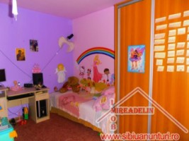 inchiriez-apartament-2-camere-zona-luptei-1