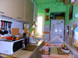 inchiriez-apartament-2-camere-zona-luptei-2