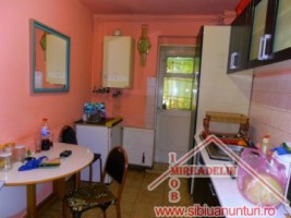 vand-apartament-2-camere-vasile-aaron-2