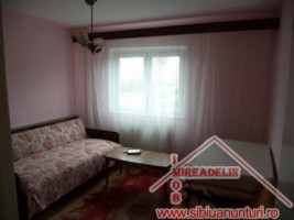 inchiriez-apartament-2-camere-semaforului-2