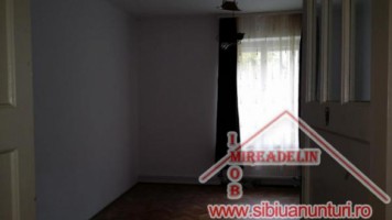 inchiriez-3-camere-86-mp-central-4