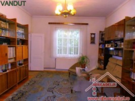 vand-casa-4-camere-zona-trei-stejari
