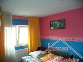vand-apartament-3-camere-semaforului-4