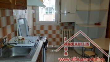 inchiriez-apartament-3-camerezona-spitalul-judetean-3