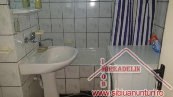 inchiriez-apartament-3-camere-a-zona-terezian-6