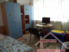 inchiriez-apartament-3-camere-a-zona-strazii-siretului-2