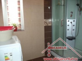 inchiriez-apartament-3-camere-a-zona-strazii-siretului-4
